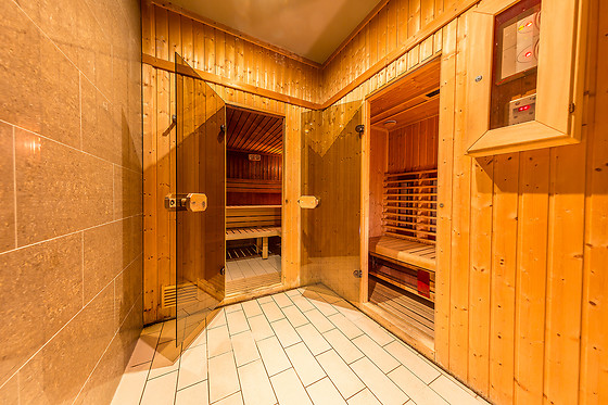 Hotel President - photo 8