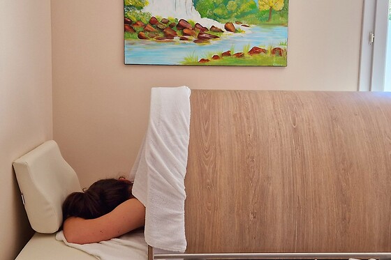Une séance de chambre de flottaison chez En Toute Sérénité à Lamanon (13)