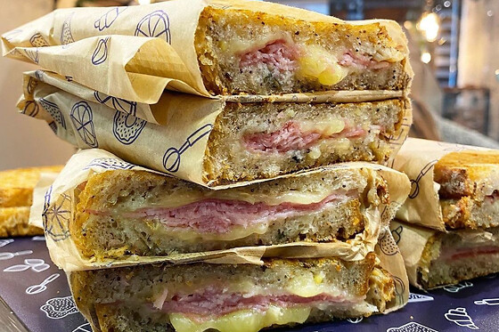 Food Tour 