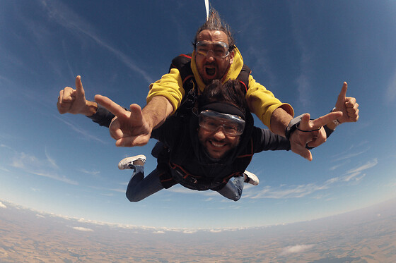 Saut en Parachute en tandem proche d'Amiens (80) - Semaine