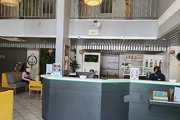 Kyriad Montpellier Centre Antigone