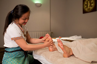 Modelage corps aux huiles duo chez Lôk Siam Spa Alésia à Paris (75014)