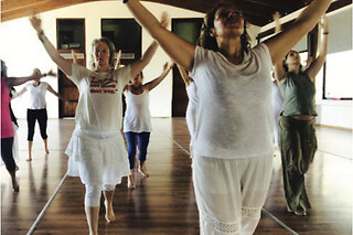 Un cours de Kunda Dance chez Lotus Power à Burzet (07)