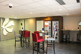 B&B HOTEL Lyon Aéroport Saint-Quentin-Fallavier