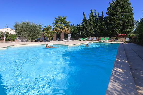 Brit Hotel Avignon Sud - photo 2