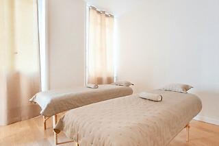 Massage relaxant à Paris 8ème - Massage bien-être sur mesure solo