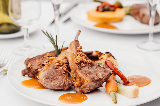 Dîner croisière sur les Bateaux-Mouches à Paris - Menu Prestige