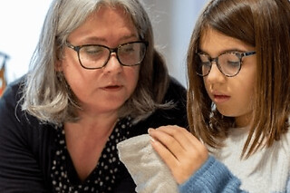 Atelier enfant couture d'un totebag à Suresnes (92)