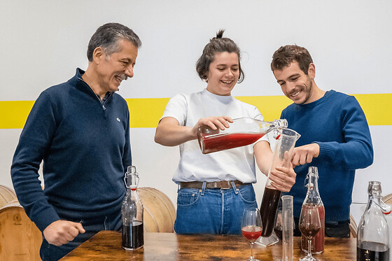 Atelier assemblage de vin à Courbevoie (92)