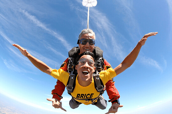 Saut en Parachute en tandem dans le sud-ouest proche de Cahors