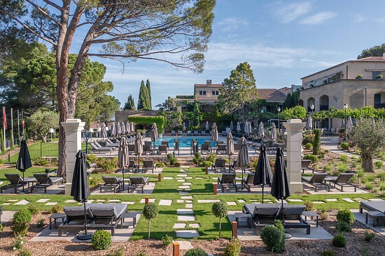LE VALLON DE VALRUGUES HOTEL SPA & VILLAS. - photo 12