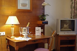 Hôtel*** - Restaurant Chez Jean