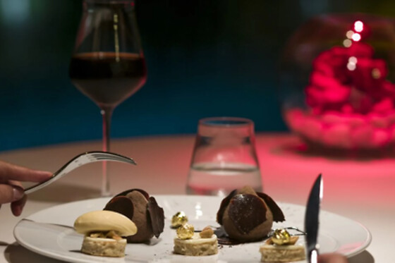 JAYUNA Piano Bar-Brasserie - photo 12