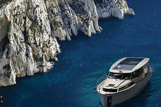 Journée en bateau dans les Calanques de Marseille, rive droite