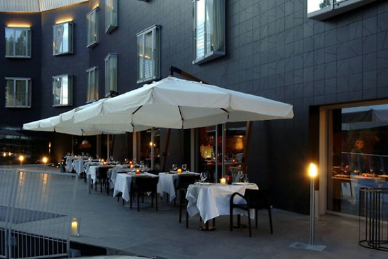 Black Hotel - photo 3