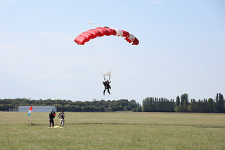 Baptême de saut en parachute - Fly attitude - Vimory (45)