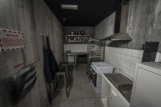 Une partie d'escape game en groupe - ESCAPEGAME.LOL - Montpellier (34)
