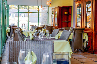 Repas pour 2 à l'Auberge du Manet à Montigny-le-Bretonneux (78)