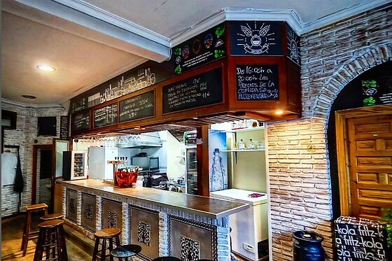 VINOS O BEER/ TAPROOM DE VAMOS A BEER/ QUE PASA MAJA! - photo 0