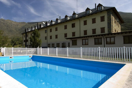 APARTAMENTOS SOLANA, HOTEL TAULL & ROMANIC - photo 5