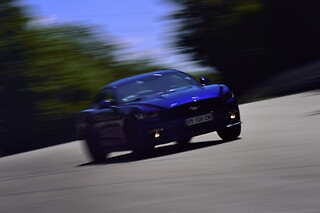 Pilotage d'une Ford Mustang GT - Circuit du Laquais - Champier (38)