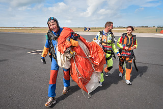 Saut en parachute en tandem - Abeille Parachutisme Normandie - Le Havre (76)