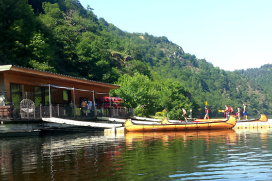Une balade en bateau au coucher du soleil pour 5 - Base nautique de Lanau - Neuvéglise-sur-Truyère (15)
