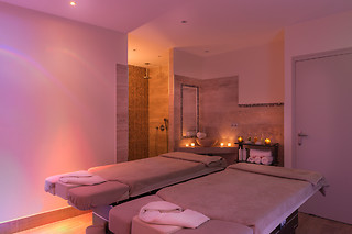 Accès au spa et soins à l'Hôtel Aux Vieux Remparts, The Originals Relais à Provins (77)