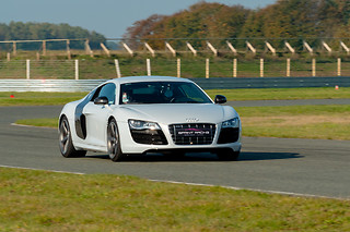 Découverte Audi R8 V10 (4 tours) sur le Circuit de Pont l'Evèque (14)