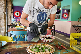 Atelier réalisation de pizza à Lyon 7ème