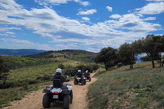 Randonnée oenotouristique en quad près de Montpellier