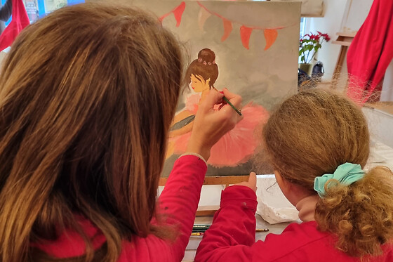 Atelier parent/enfant peinture sur toile à Paris 15ème