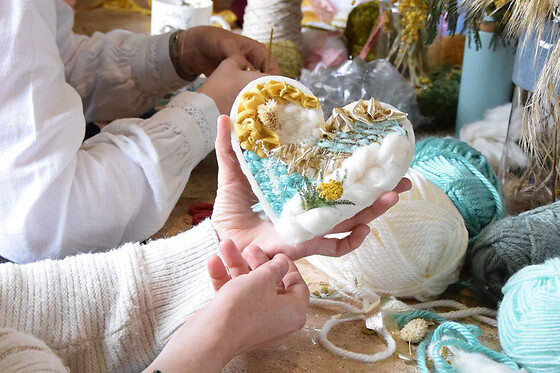 Atelier tissage de coeur fleuri à Montauban (82)
