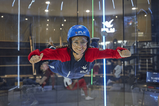 Simulateur de chute libre en soufflerie à Aix-Marseille - Baptême Sensation +