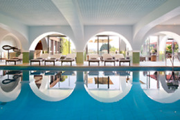 Relais & Châteaux La Cote Saint Jacques & Spa