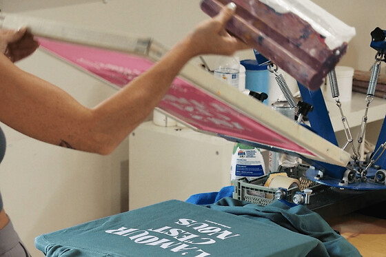 Atelier de sérigraphie à Antibes (06)