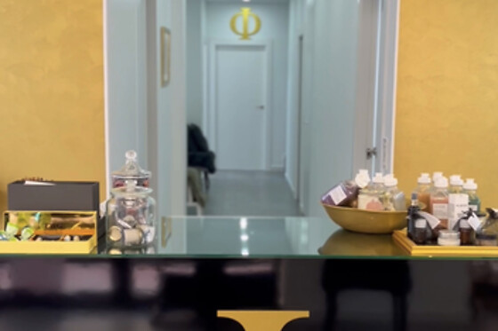 TOUCH AESTHETIC - photo 9