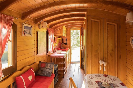 Séjour insolite pour 2 à Les toy's roulottes à Gavarnie-Gèdre (65)