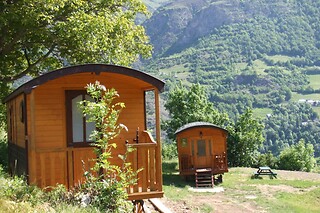 Séjour insolite pour 2 à Les toy's roulottes à Gavarnie-Gèdre (65)