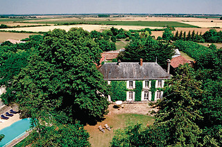 Séjour pour deux au Château de l'Abbaye à Moreilles (85)