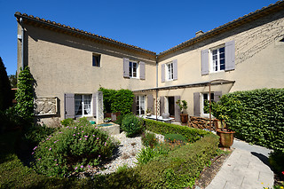 Séjour pour deux au Mas des Carassins à Saint-Rémy-de-Provence (13)