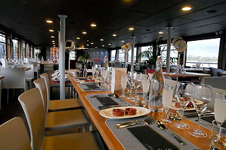 Un déjeuner-croisière en duo chez Les bateaux Bordelais à Bordeaux (33)