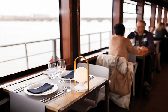 Un déjeuner-croisière en duo chez Les bateaux Bordelais à Bordeaux (33)