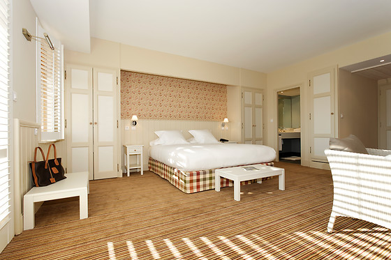 CHATEAU DES VIGIERS GOLF & COUNTRY CLUB - photo 0