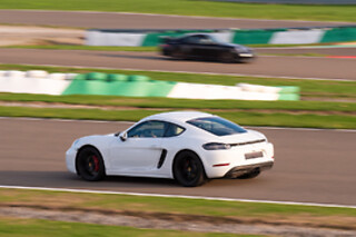 Découverte Porsche Cayman S 718 (4 tours) sur le Circuit compétition de Nogaro (3.6km)