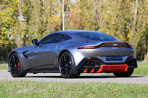 Découverte Aston-Martin Vantage (4 tours) sur le Circuit de l'Auxois (21)