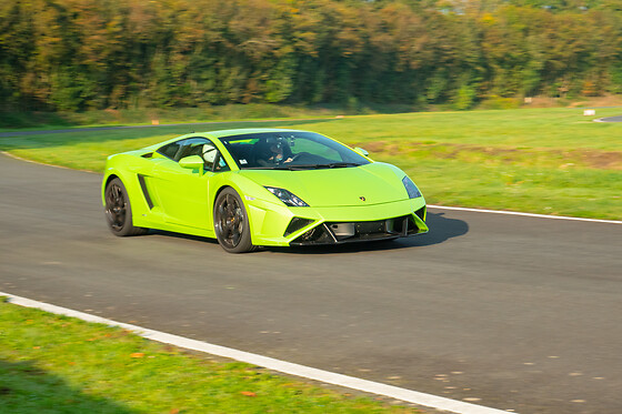 Duo Alpine A110S / Lamborghini Gallardo LP-560 (2x2 tours) sur le Circuit de Saint-Laurent de Mure (69)
