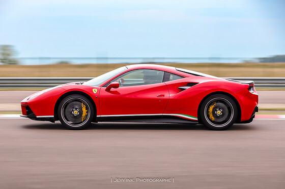 Découverte Ferrari 488 GTB (3 tours) sur le Circuit de Croix-en-Ternois (62)
