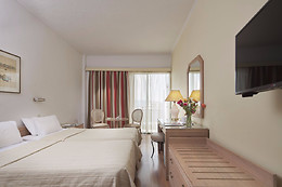 Candia Hotel