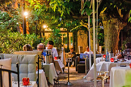 LE VALLON DE VALRUGUES HOTEL SPA & VILLAS.